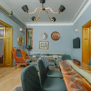 https://top-center-3bdr-heart-of-the-city.sofiahotelsbg.com